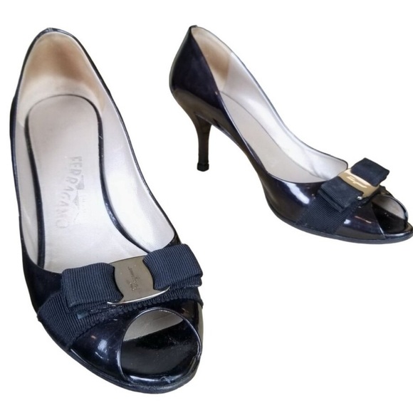 Salvatore Ferragamo | Shoes | Salvatore Ferragamo Vintage Vera Bow ...